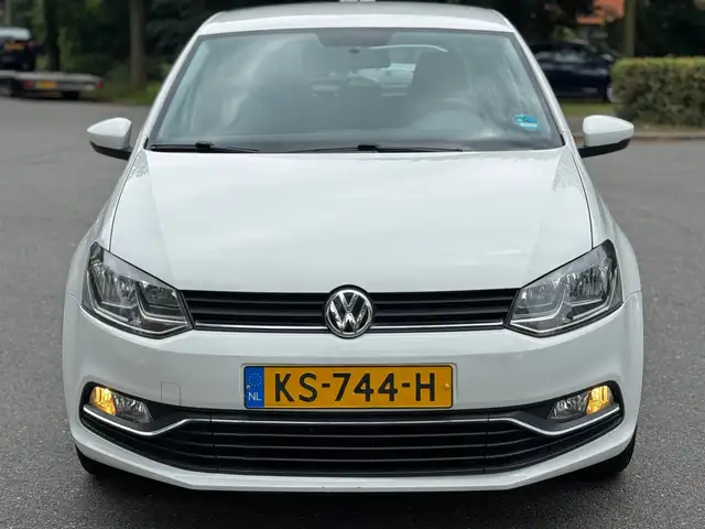 Volkswagen Polo view 12