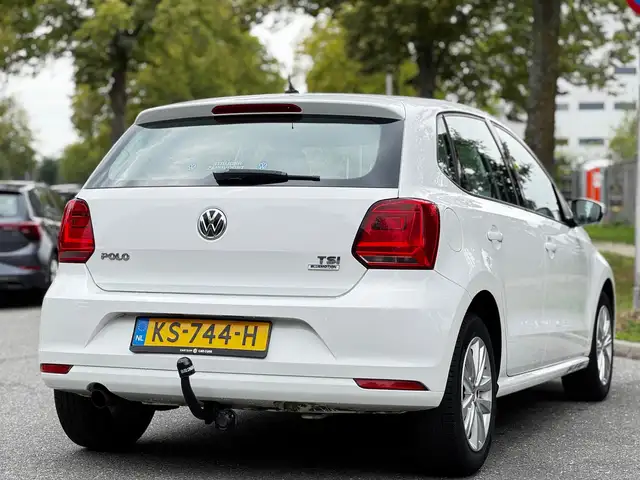 Volkswagen Polo view 10