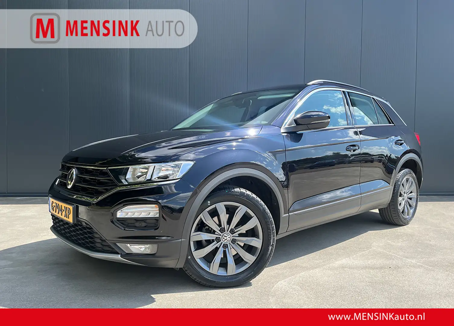 Volkswagen T-Roc 1.0 TSI Style 1e EIGENAAR ADAP CRUISE TREKHAAK NAV Zwart - 1