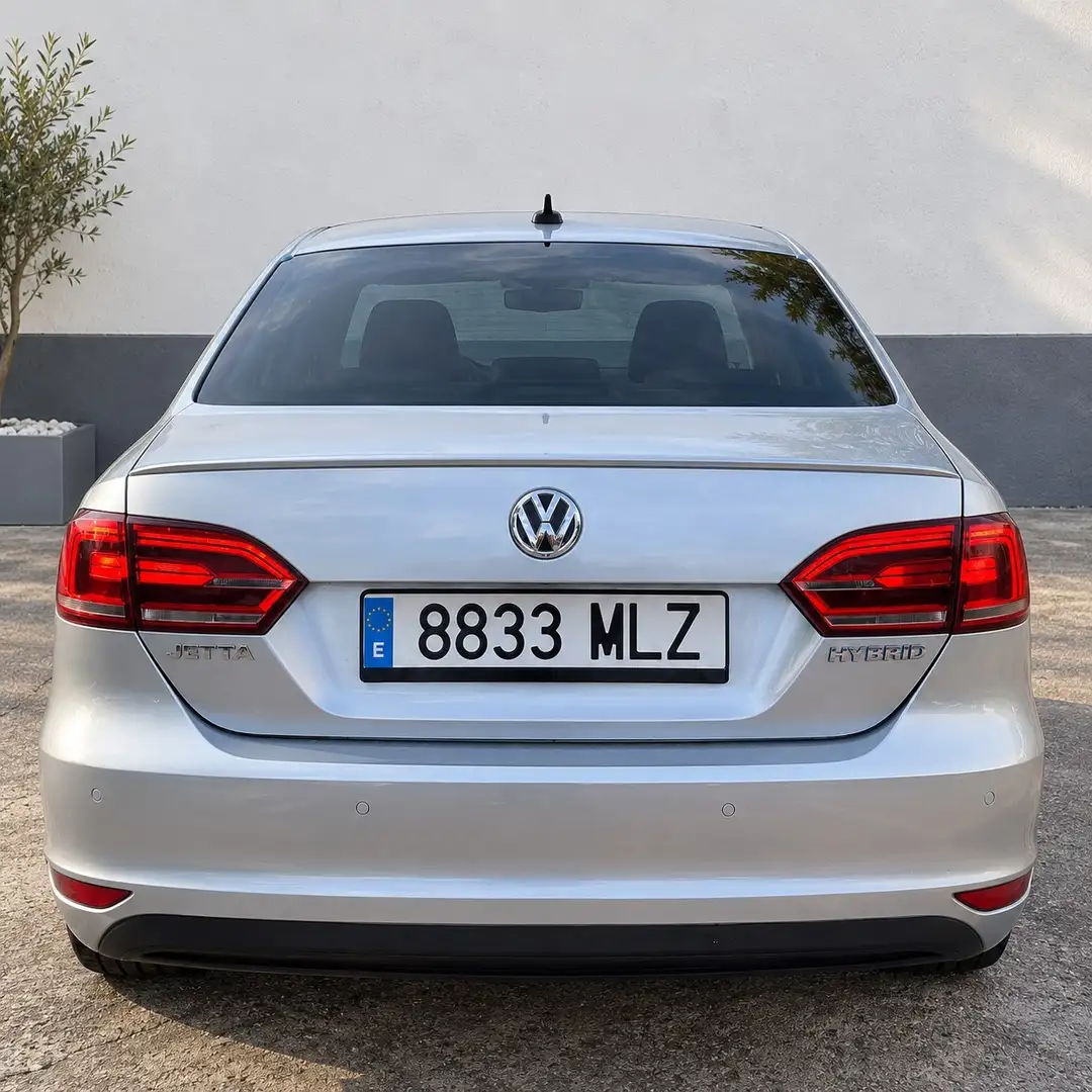 Volkswagen Jetta 1.4 TSI Hybrid DSG - 2