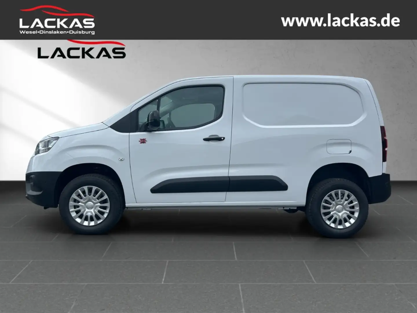 Toyota Proace City ALLRAD*4x4*CARPLAY*NAVIGATION*PDC Weiß - 2