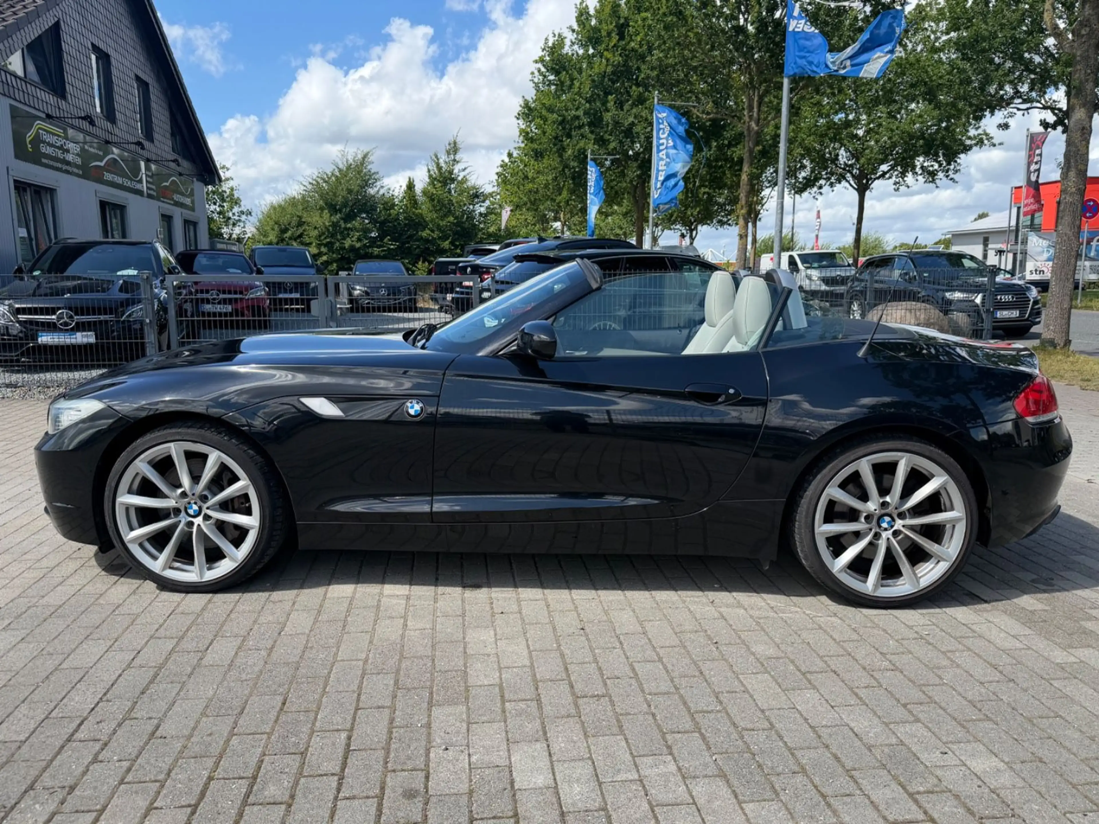 BMW Z4 Roadster sdrive 35 i Xenon Leder PDC Navi — photo 13