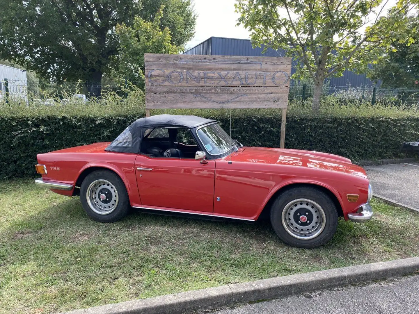 Triumph TR6 PI 1971 Rouge - 2