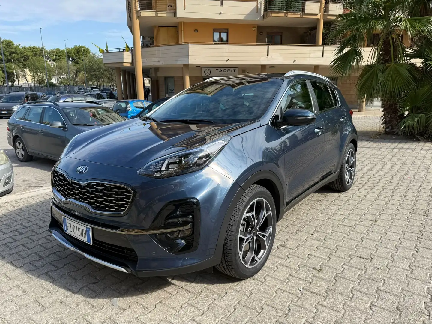 Kia Sportage 1.6 crdi mhev GT Line Premium Pack 2wd 136cv dct7 Gris - 1