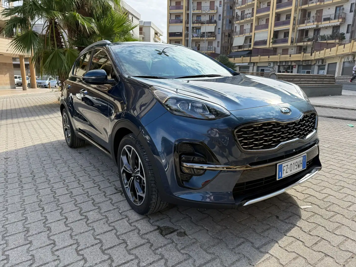 Kia Sportage 1.6 crdi mhev GT Line Premium Pack 2wd 136cv dct7 Gris - 2