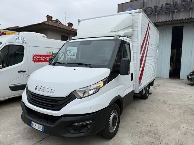 Iveco Daily 35S18/175CV/3.0/SPONDA/2022