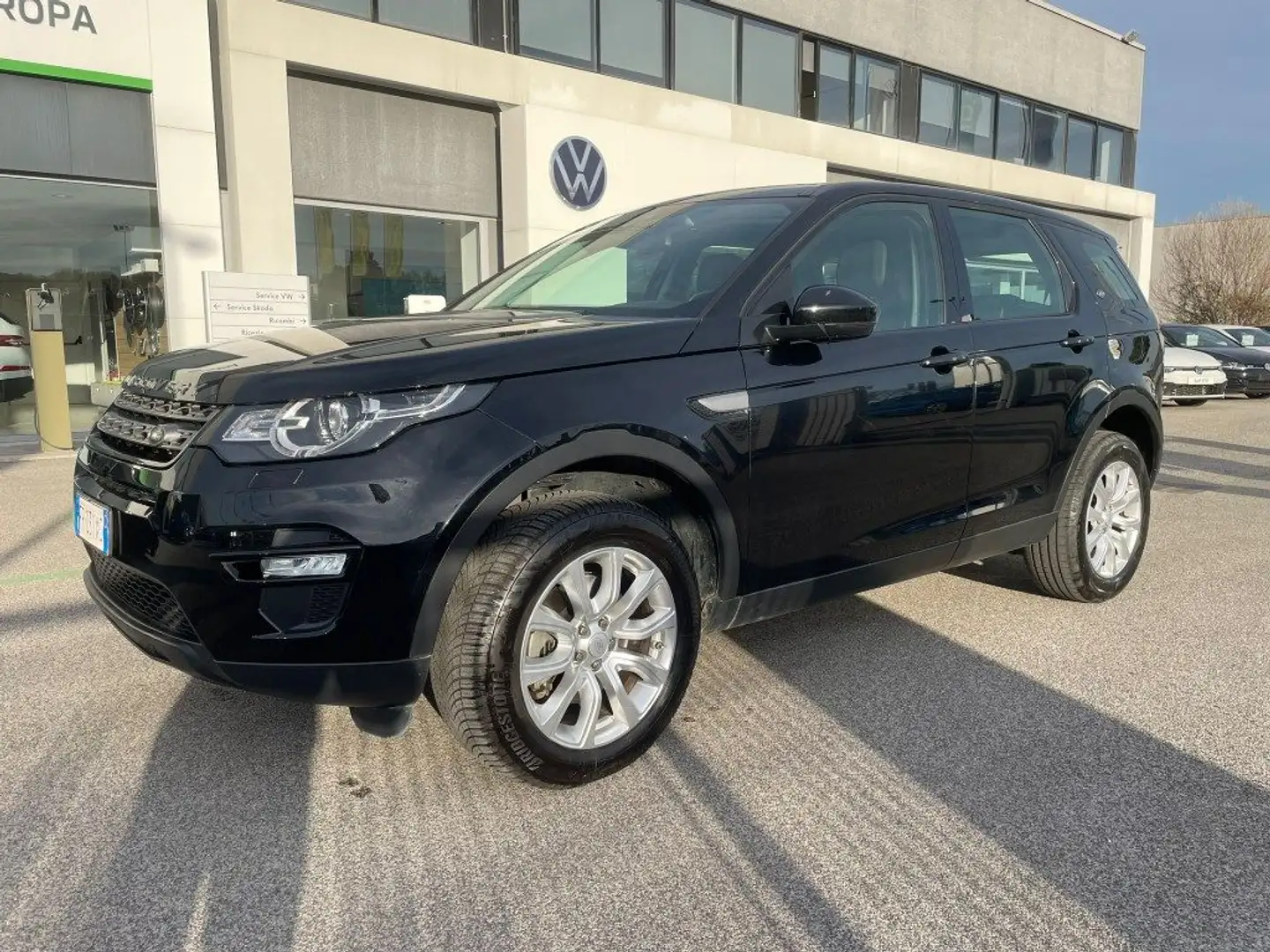 Land Rover Discovery Sport 2.0 eD4 150 CV 2WD HSE Schwarz - 1