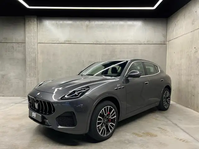 Maserati Grecale view 4