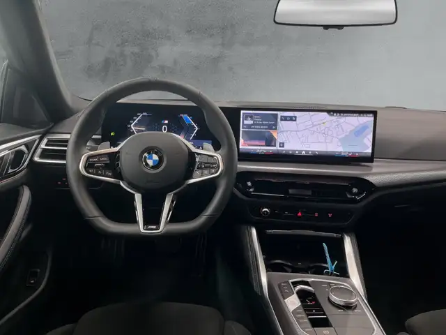 BMW 4 Series view 10