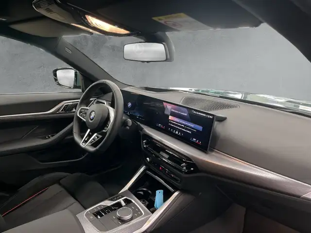 BMW 4 Series view 12