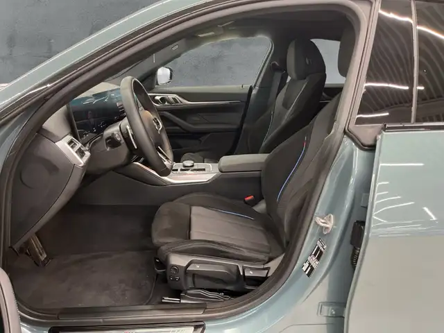 BMW 4 Series view 8