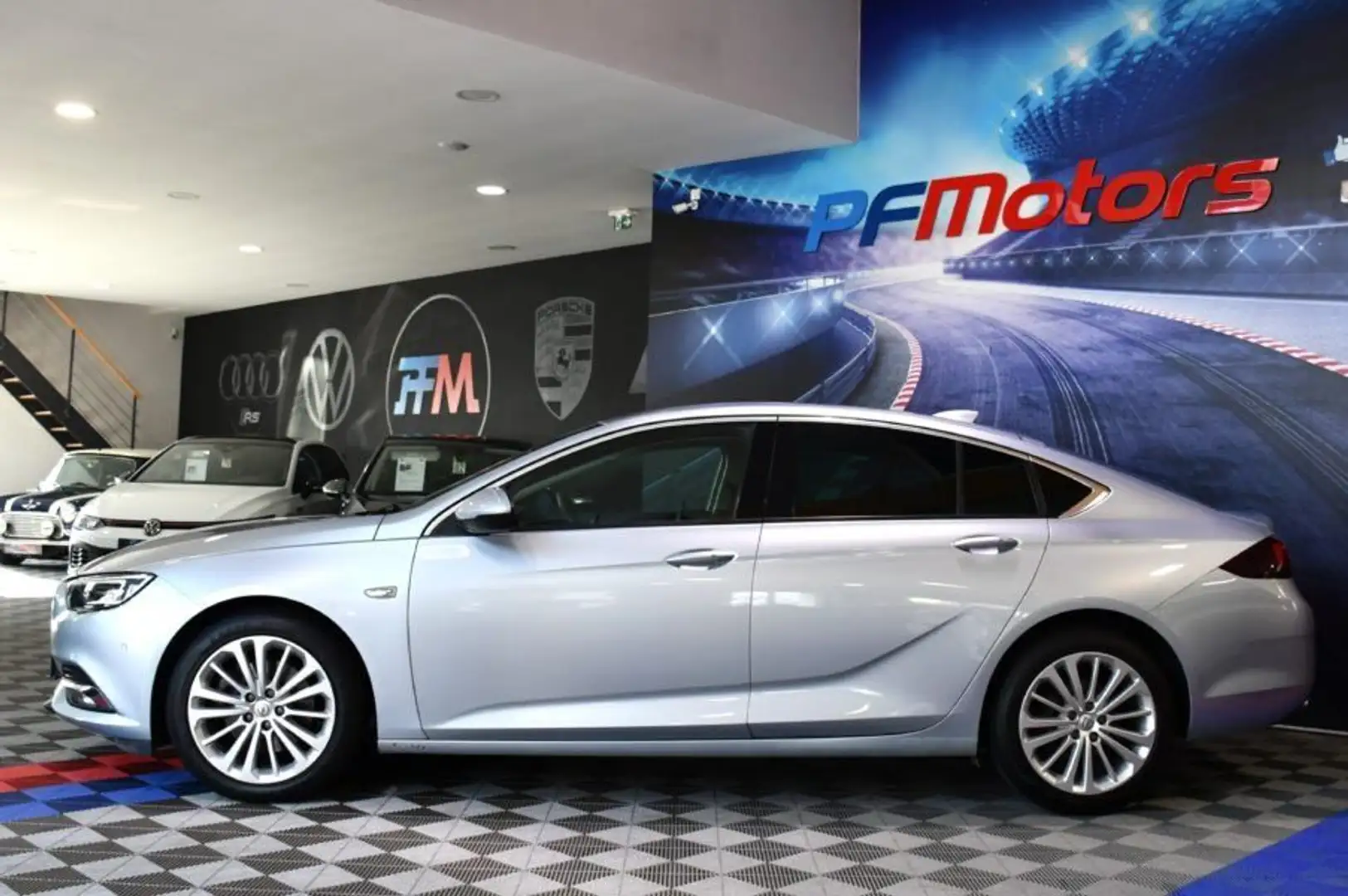 Opel Insignia Elite Grand Sport 2.0 TDCI 170 2WD BVM6 GPS Caméra Av %2B AR 360 Cuir Mémoire Mode LED Lux JA 18 Grigio - 2
