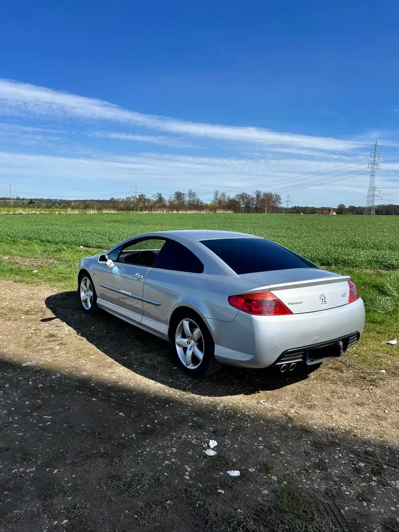 Peugeot 407 Coupé Platinum V6 HDi FAP Gümüş rengi - 2