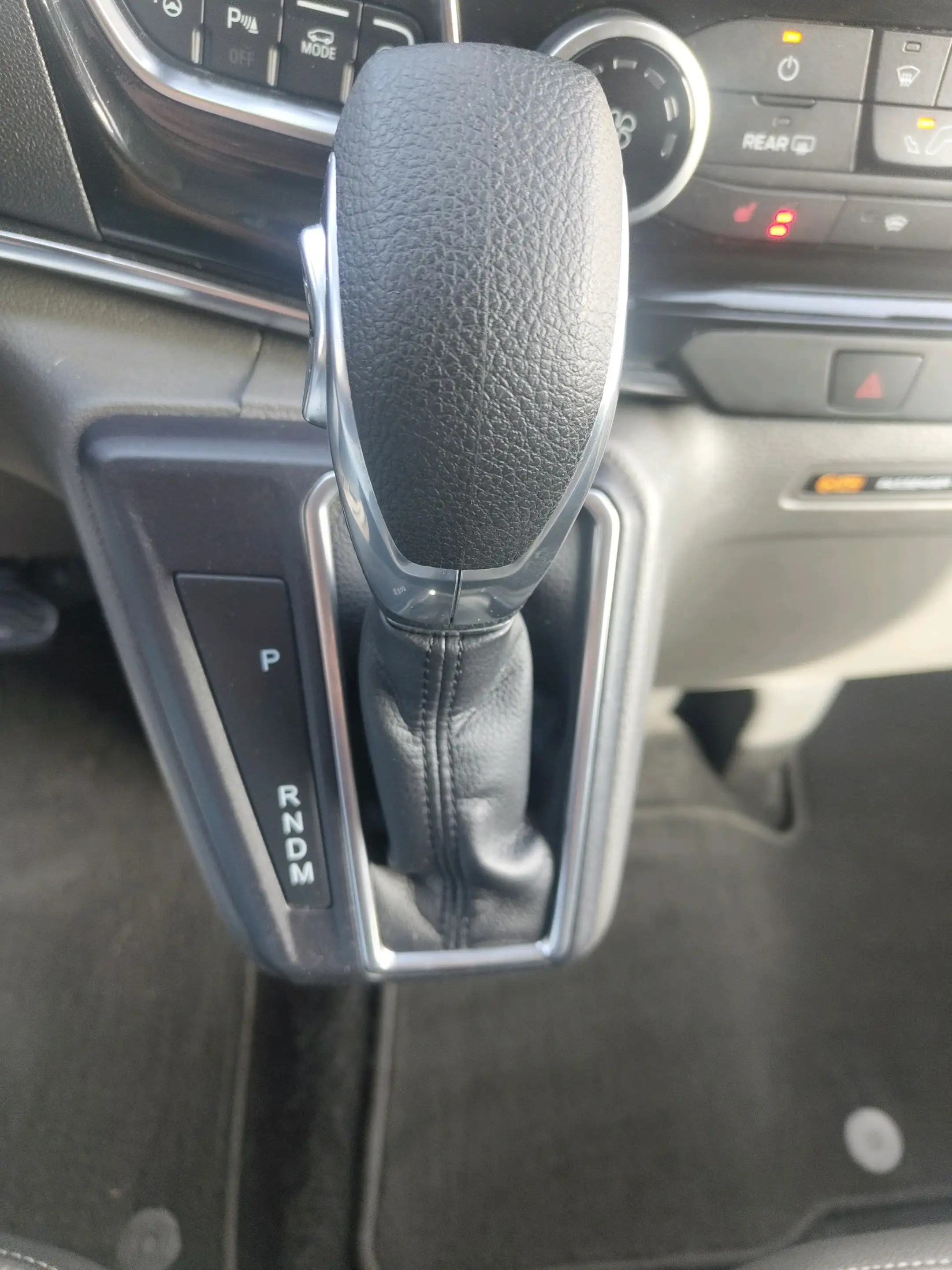Ford Tourneo Custom Kombi L1 Titanium Automatik — photo 9
