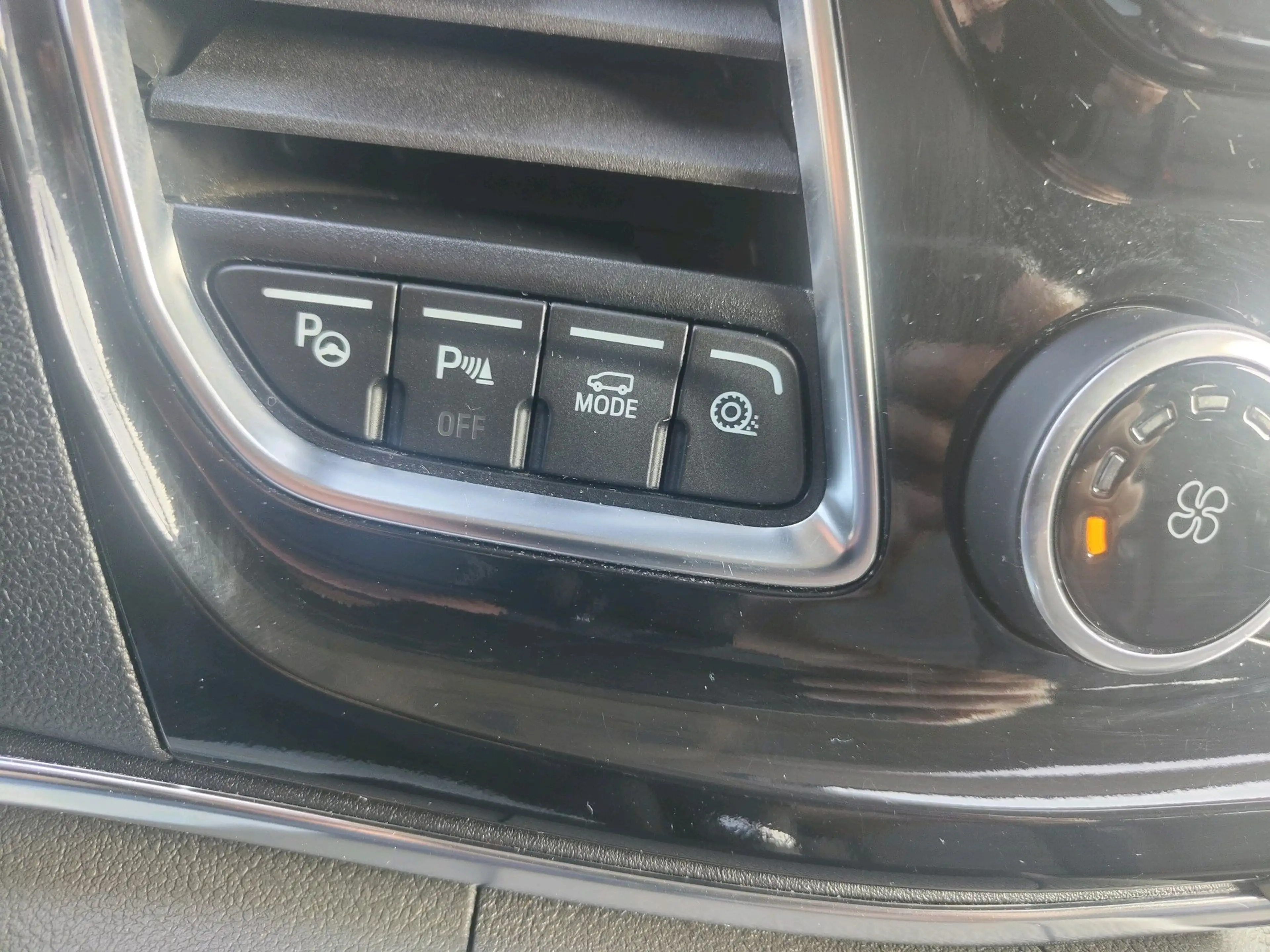 Ford Tourneo Custom Kombi L1 Titanium Automatik — photo 10