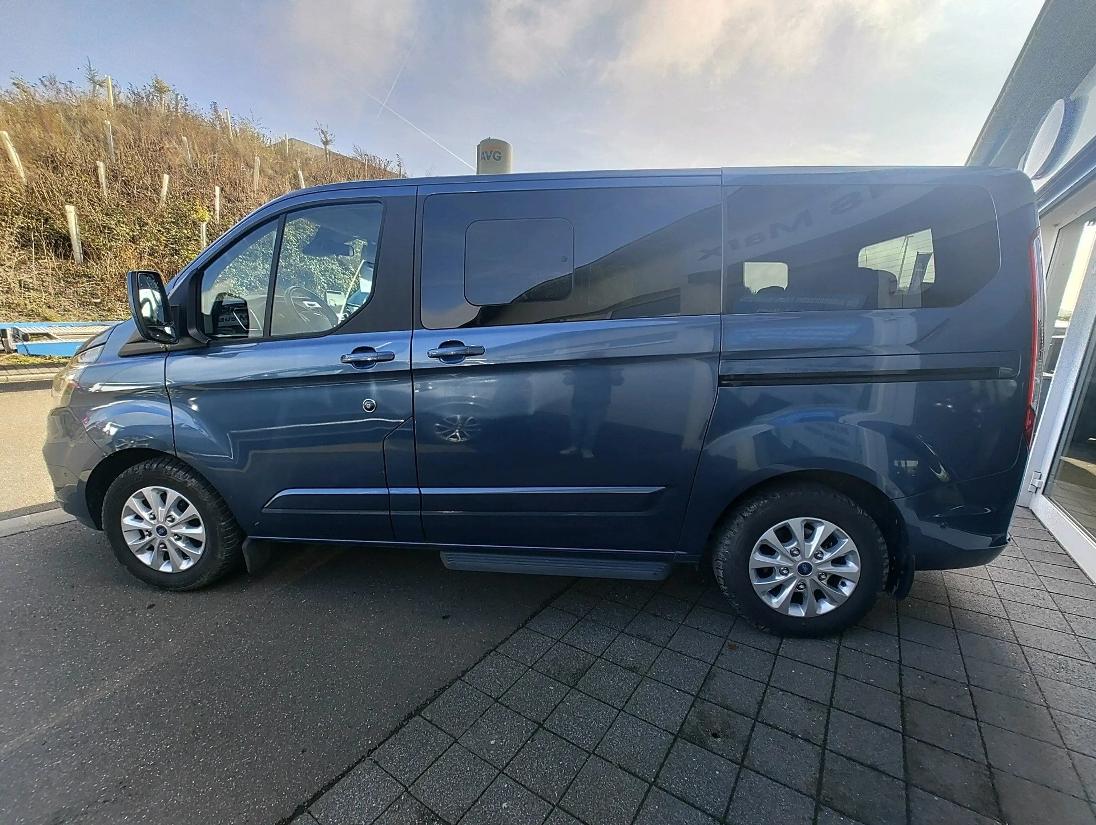 Ford Tourneo Custom Kombi L1 Titanium Automatik — photo 4