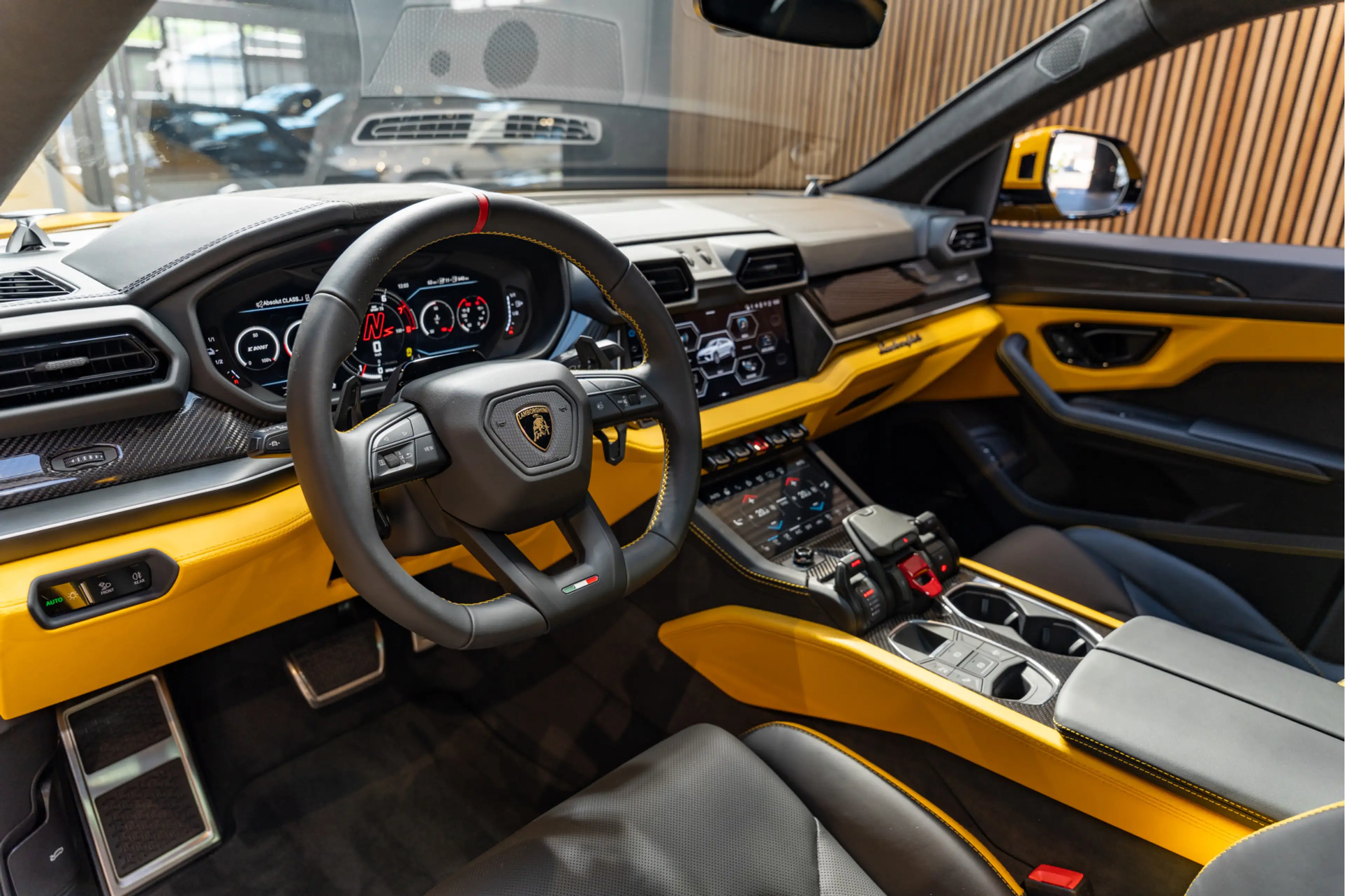 Lamborghini Urus SE Massage Pano Stoelventilatie 4.0 V8 Hybrid SE — photo 5