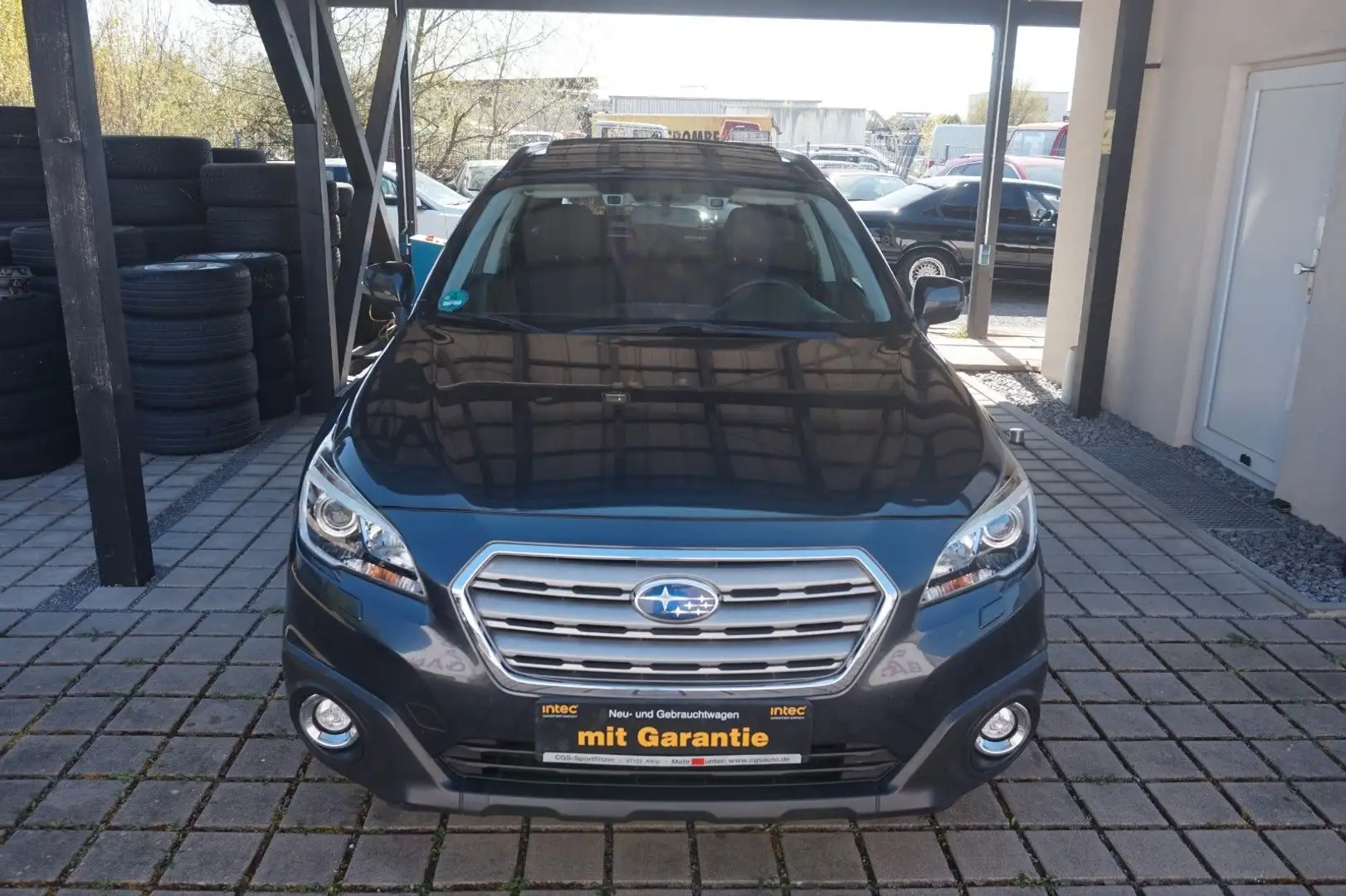 Subaru OUTBACK 2.0D AWD Comfort*Navi~SD~ACC~KeyGo Grau - 2