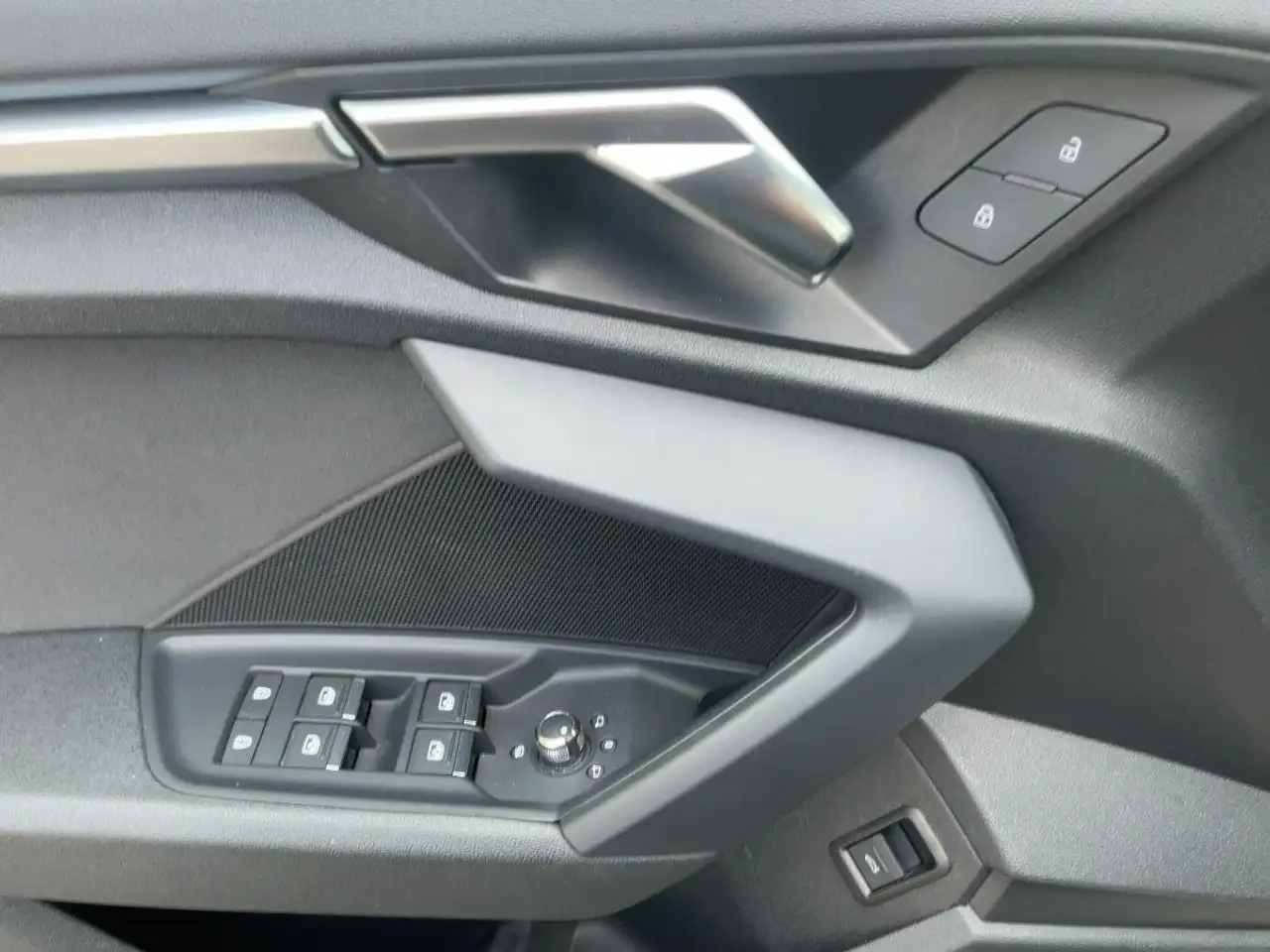 Audi A3 35 TFSI S-TR S-LINE LED+NAVI+ACC, миниатюра 16