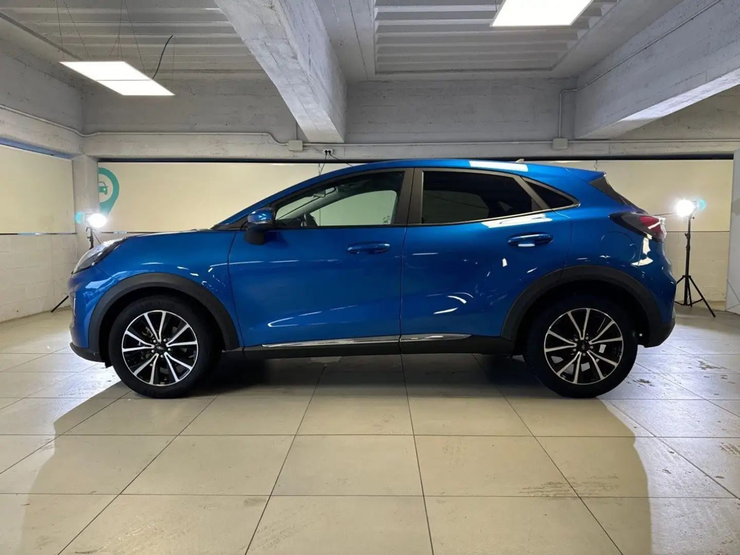 Ford Puma 1.0 Ecoboost Hybrid 125CV Titanium Blau - 2