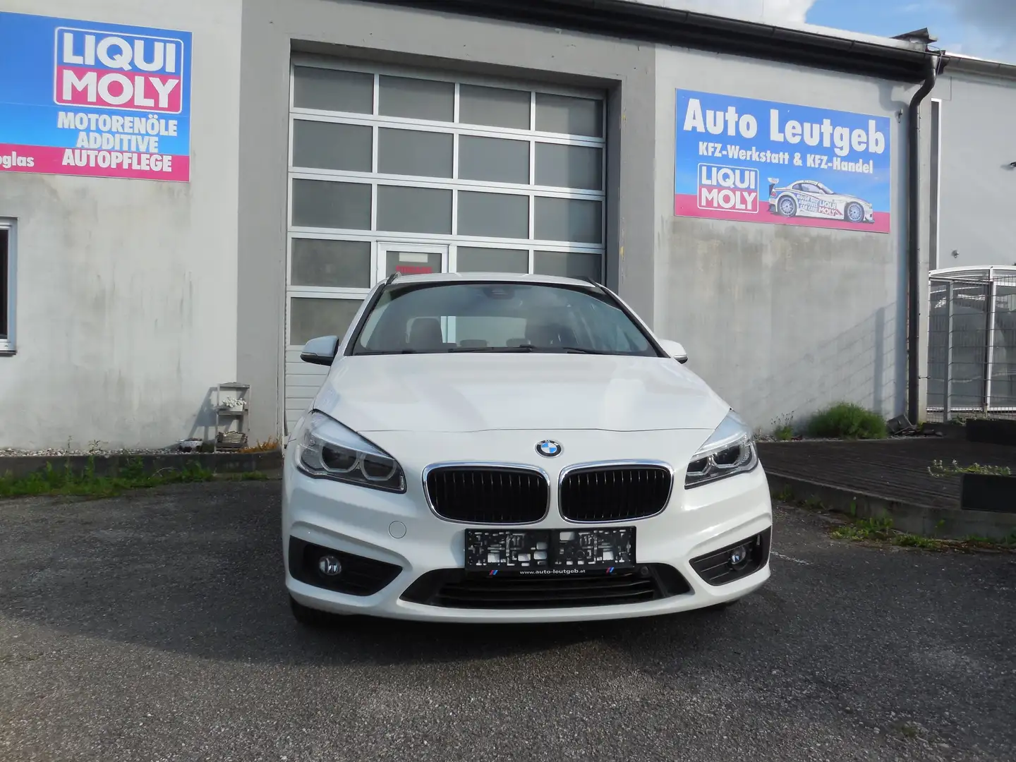 BMW 218 i  Active Tourer   MOTOR NEU! Weiß - 1