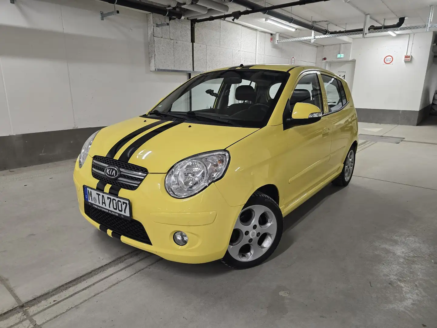 Kia Picanto 1.1 PDC SHZ AHK TÜV Gelb - 1