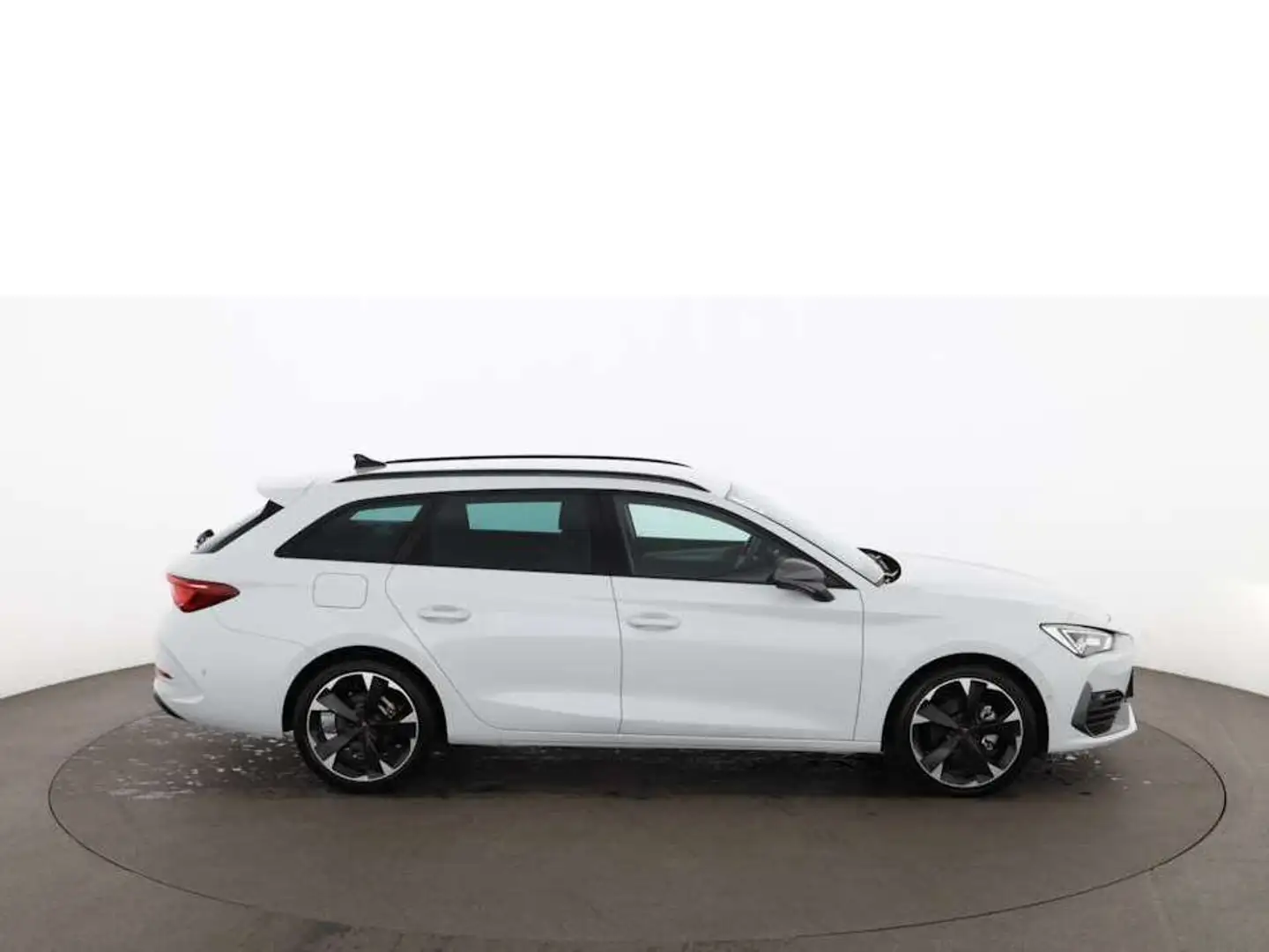 CUPRA Leon Sportstourer 1.5 eTSI Aut LED RADAR ASSIST Weiß - 2