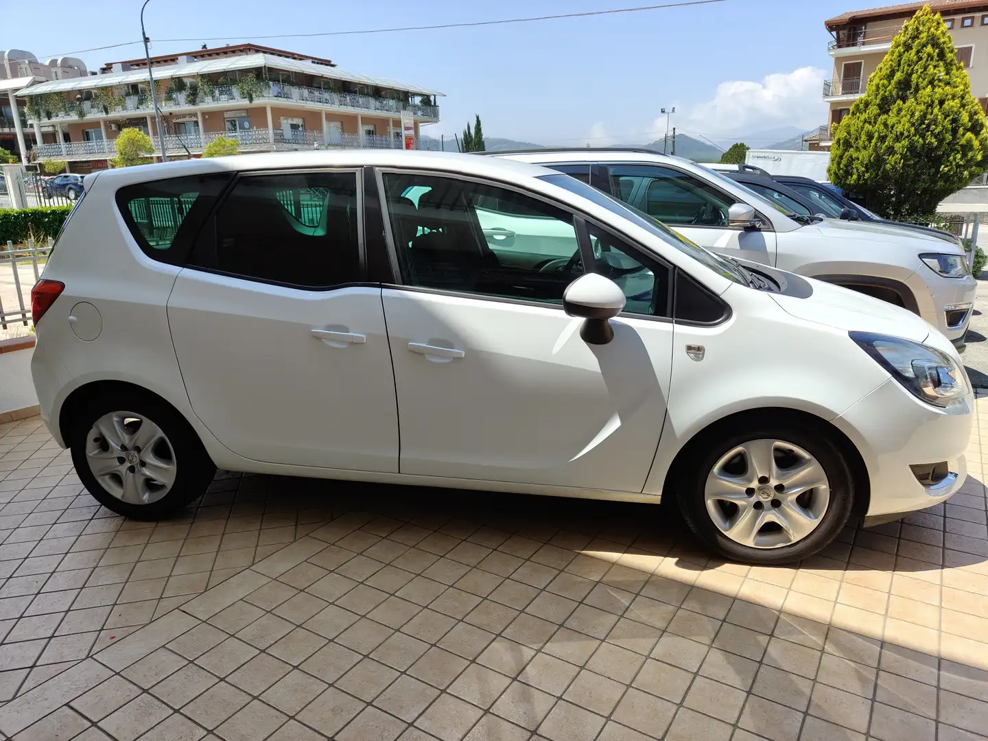Opel Meriva 1.6 CDTI 95 CV Elective Blanc - 2