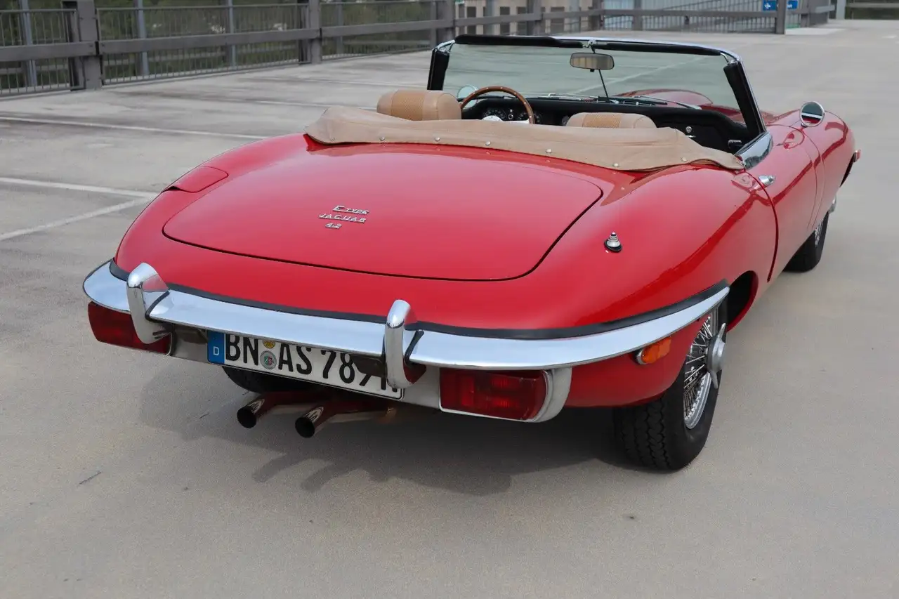 Jaguar E-Type Serie 2 4,2 Roadster, foto 9