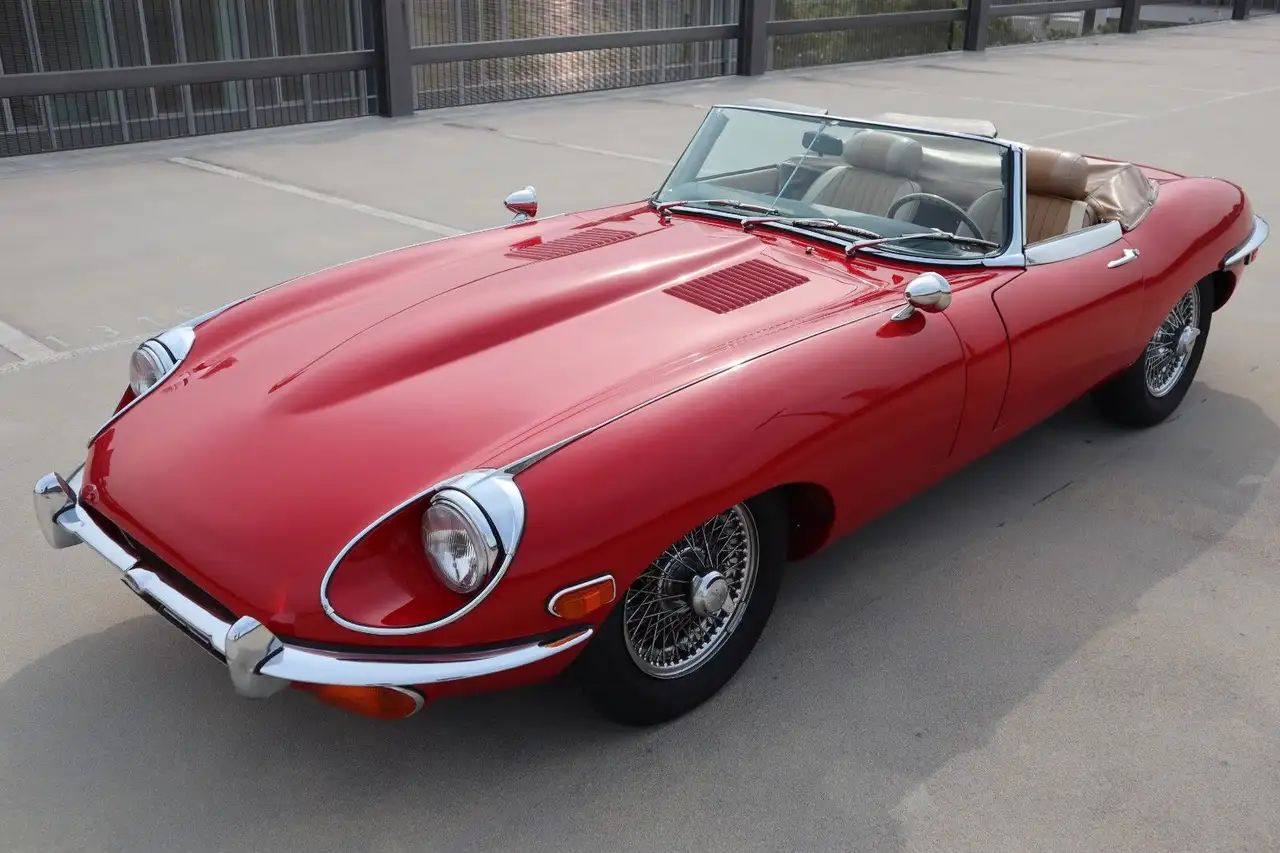 Jaguar E-Type Serie 2 4,2 Roadster, foto 6