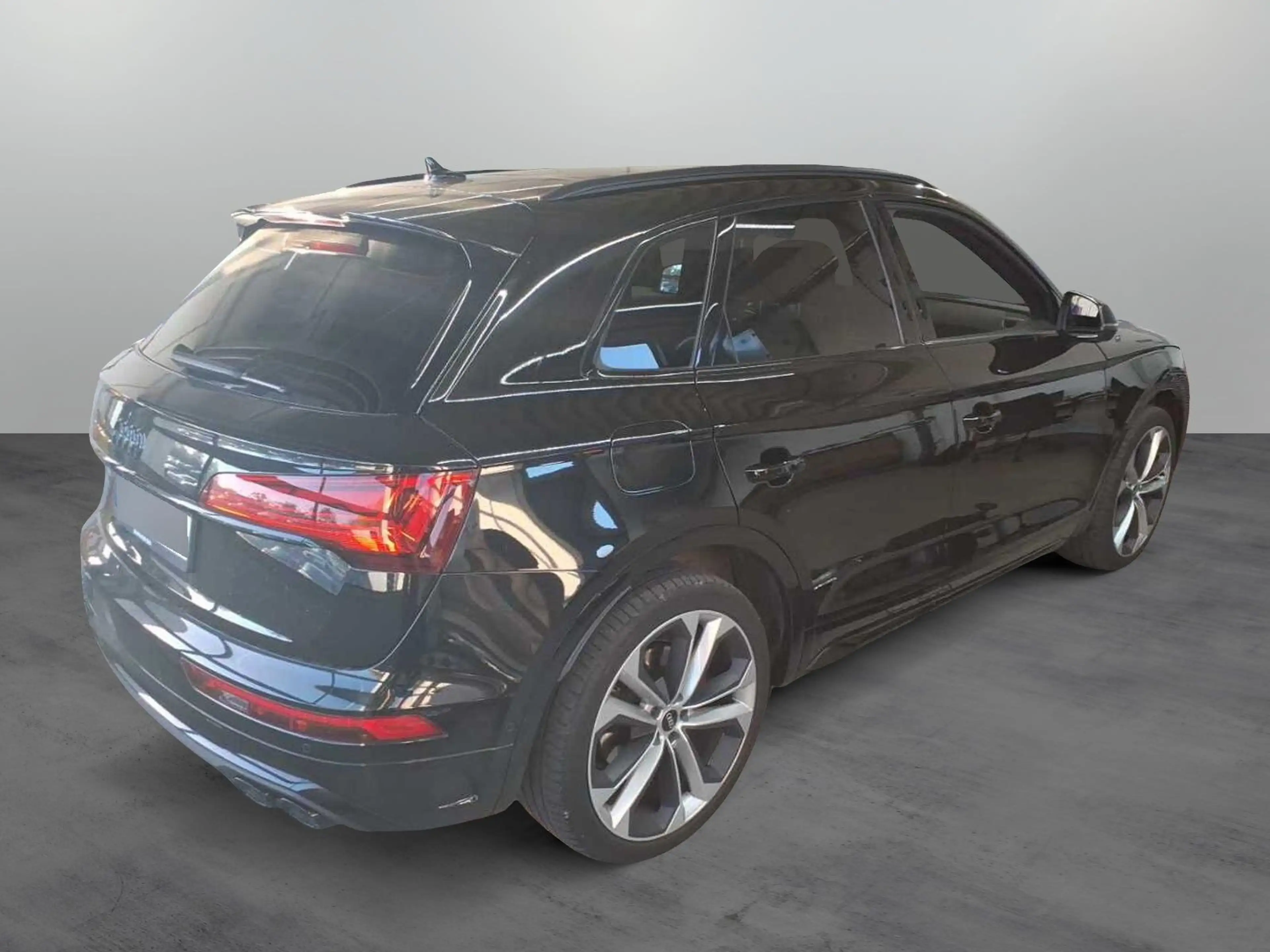 Audi SQ5 TDI quattro / Pano, Air, Standh, B&O, AHK — photo 3