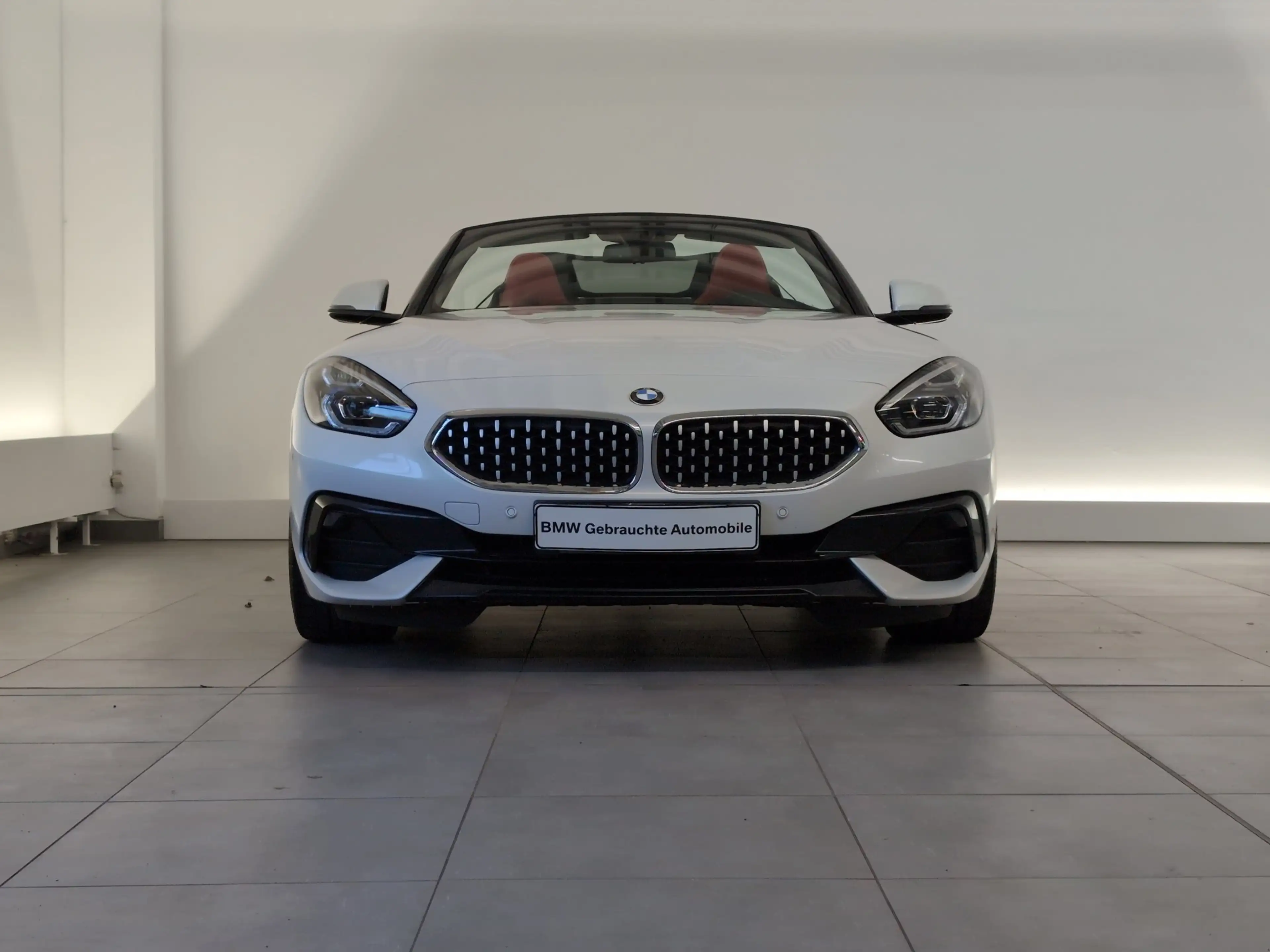 BMW Z4 sDrive 30i Sport Line Navi/LED/RFK/ACC/LR-Hz — photo 3