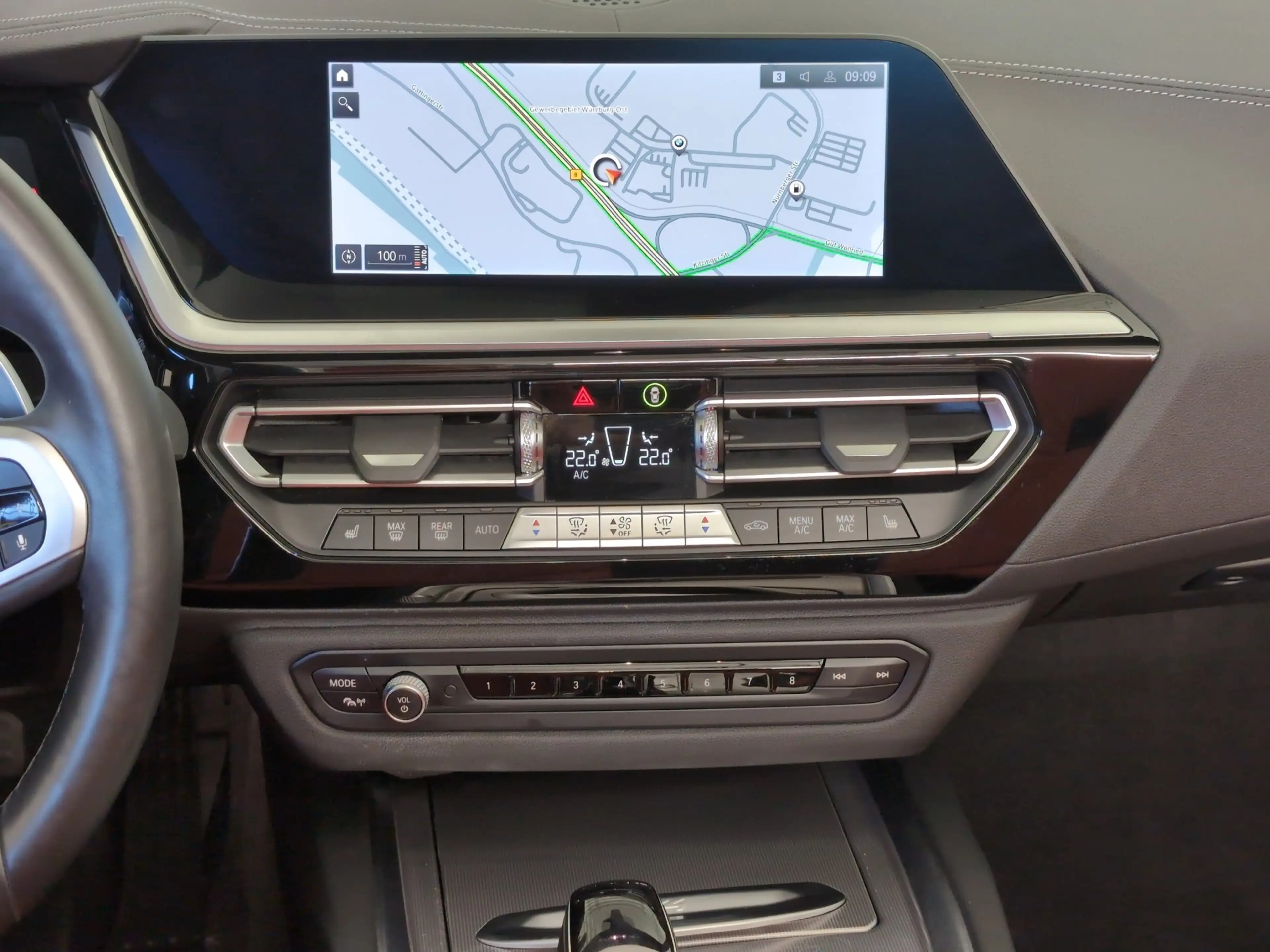 BMW Z4 sDrive 30i Sport Line Navi/LED/RFK/ACC/LR-Hz — photo 7