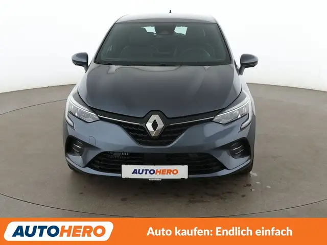 Renault Clio view 9