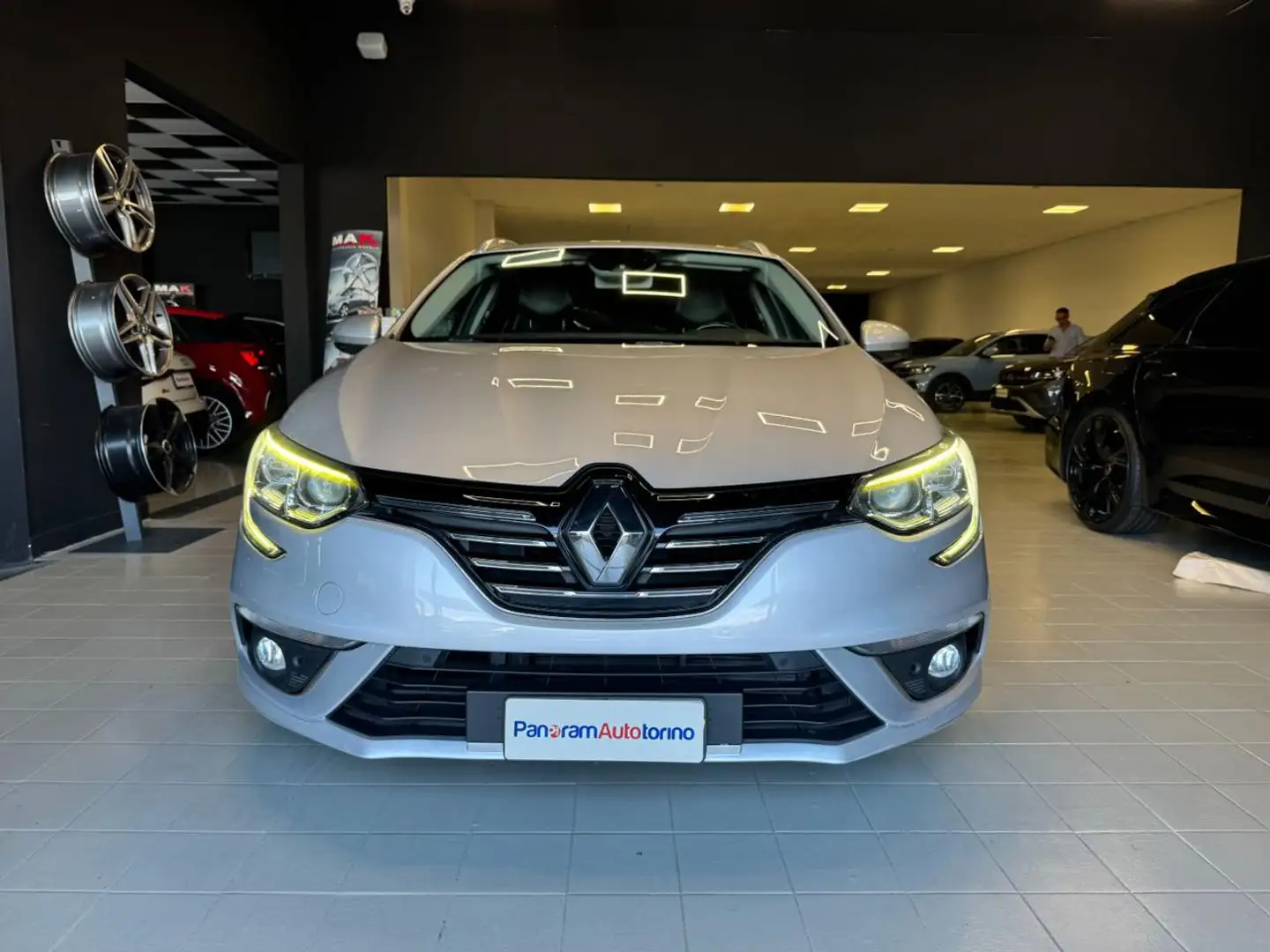 Renault Megane Sporter dCi 8V 110 CV EDC Energy Intens Grigio - 2