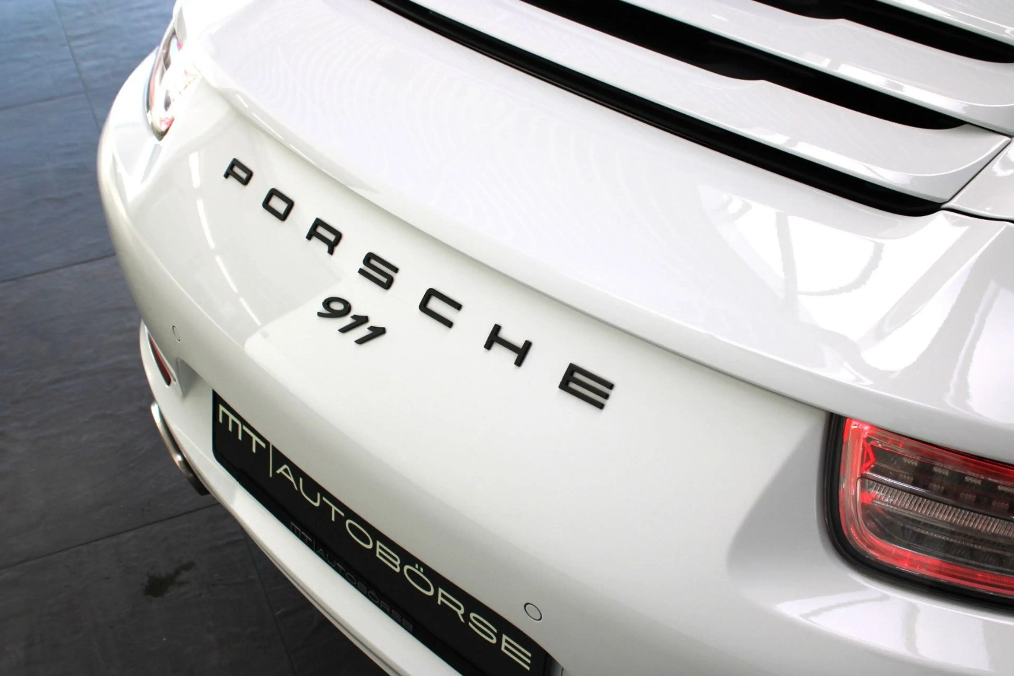 Porsche 911 CARRERA COUPE PDK EXTERIEUR-PAKET + APPROVED — photo 10