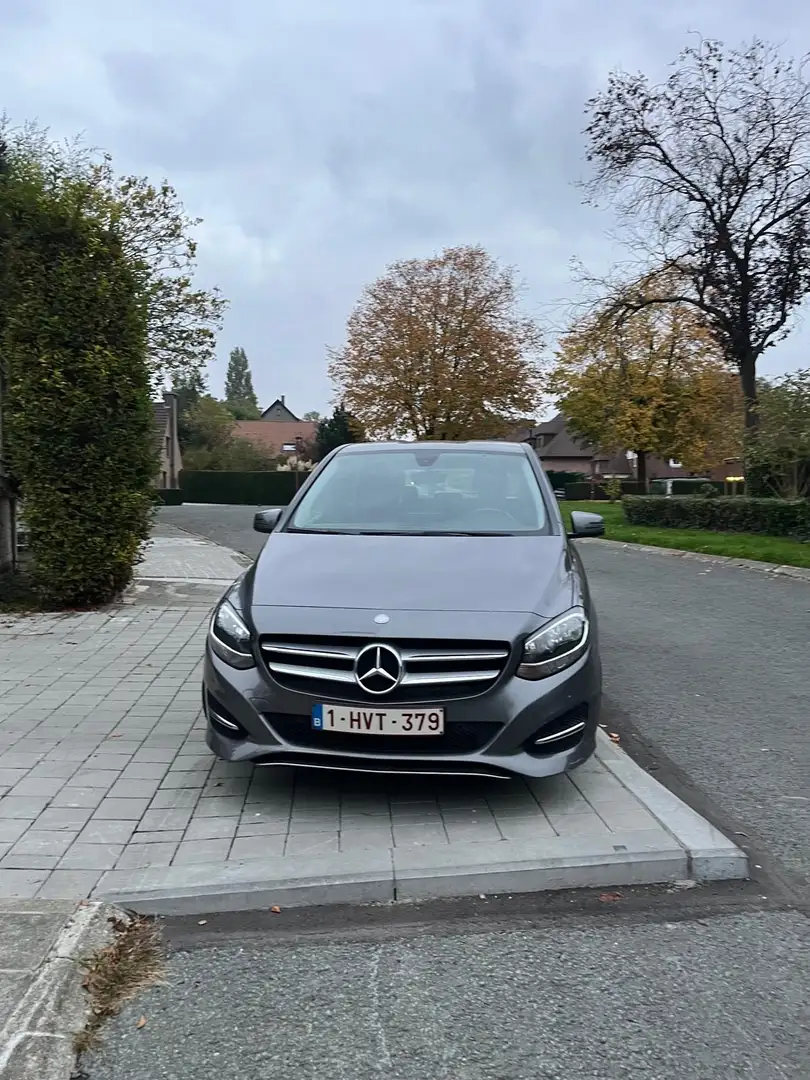 Mercedes-Benz B 180 d BE Edition - 1