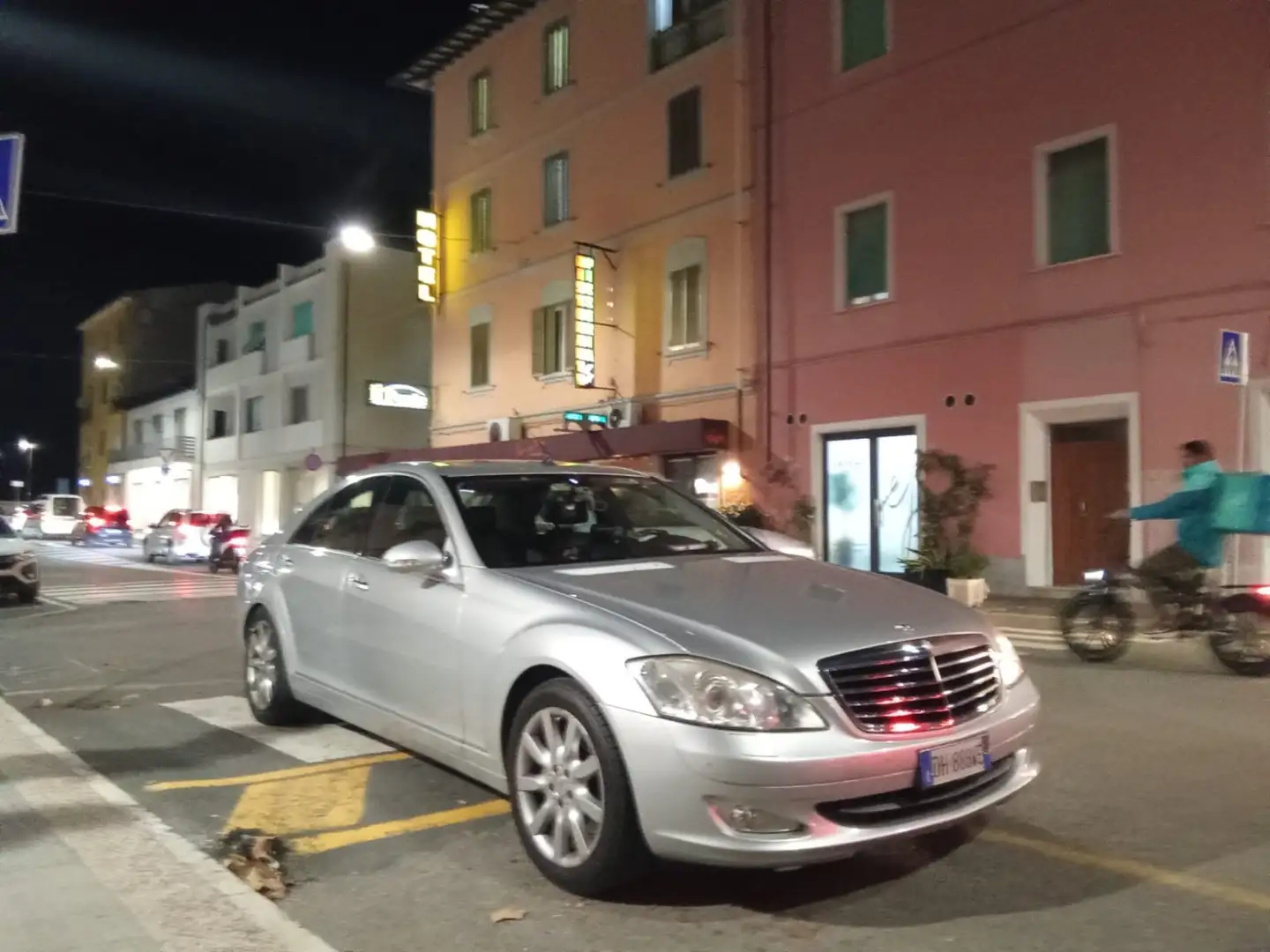 Mercedes-Benz S 320 S 320 BELLISSIMA Classe S -W/V 221 V6MINISTER auto Plateado - 1