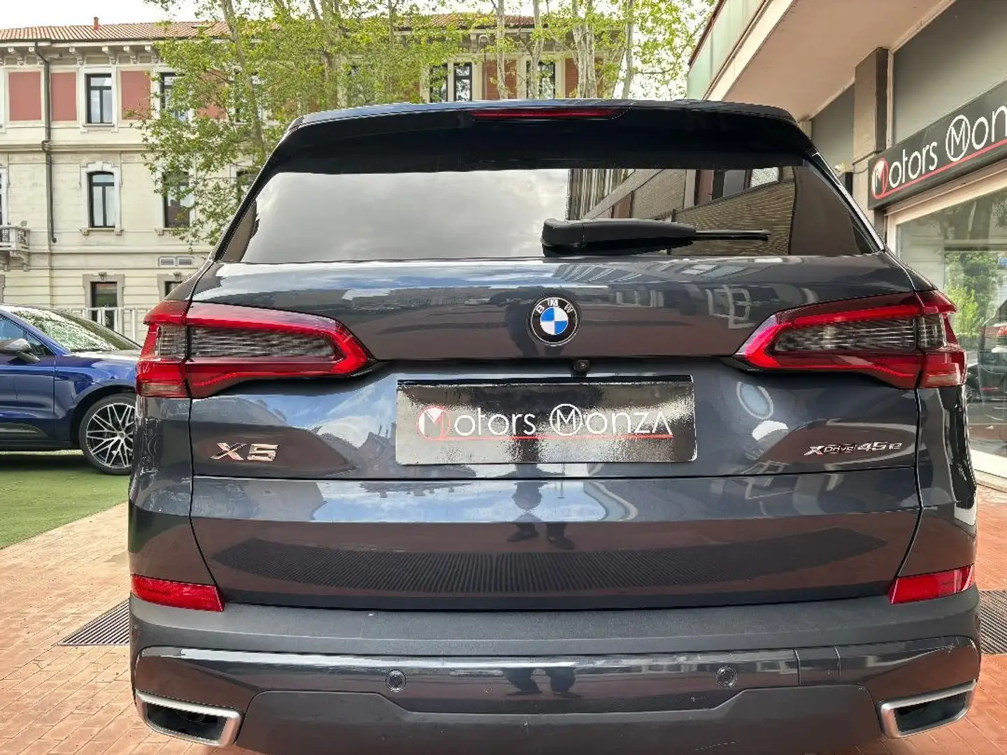 BMW X5 xdrive45e Xline plug in- hybrid  tetto pan-sospen. Šedá - 2