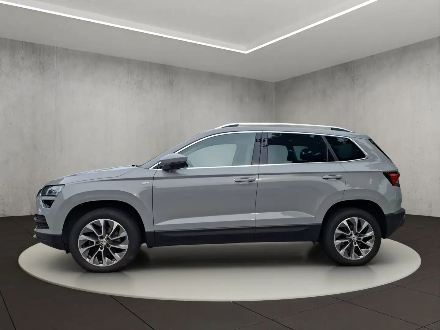 Skoda Karoq CLEVER Grau - 2