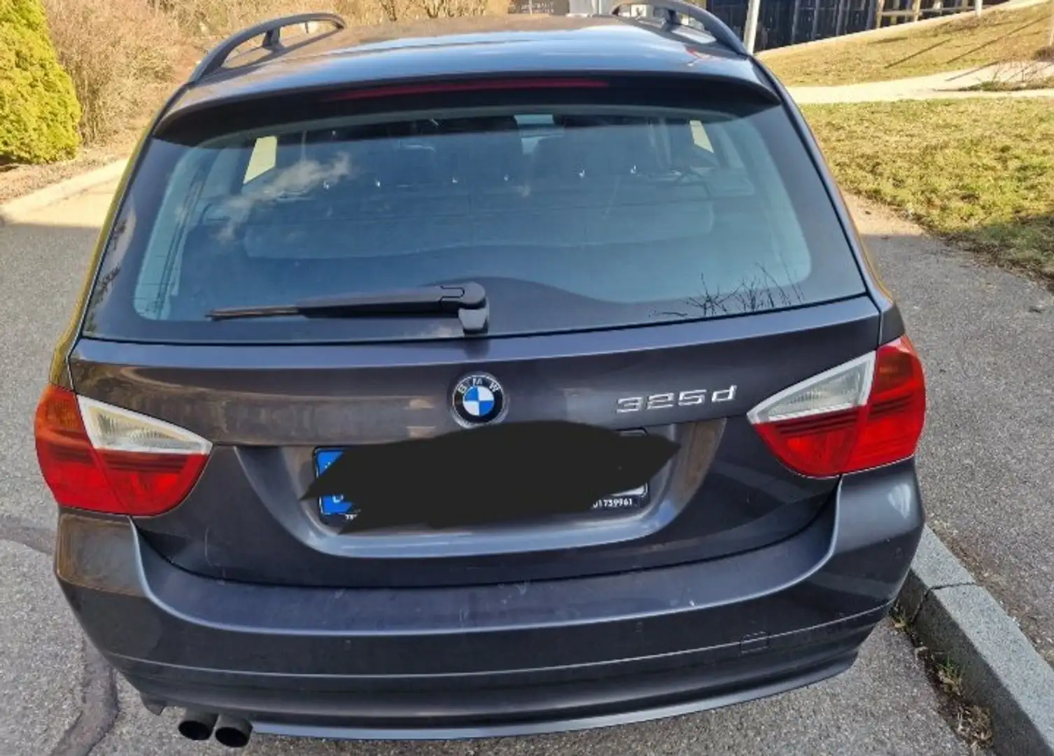 BMW 325 325d DPF Touring Grau - 2