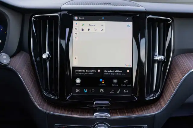 Volvo XC60 view 11