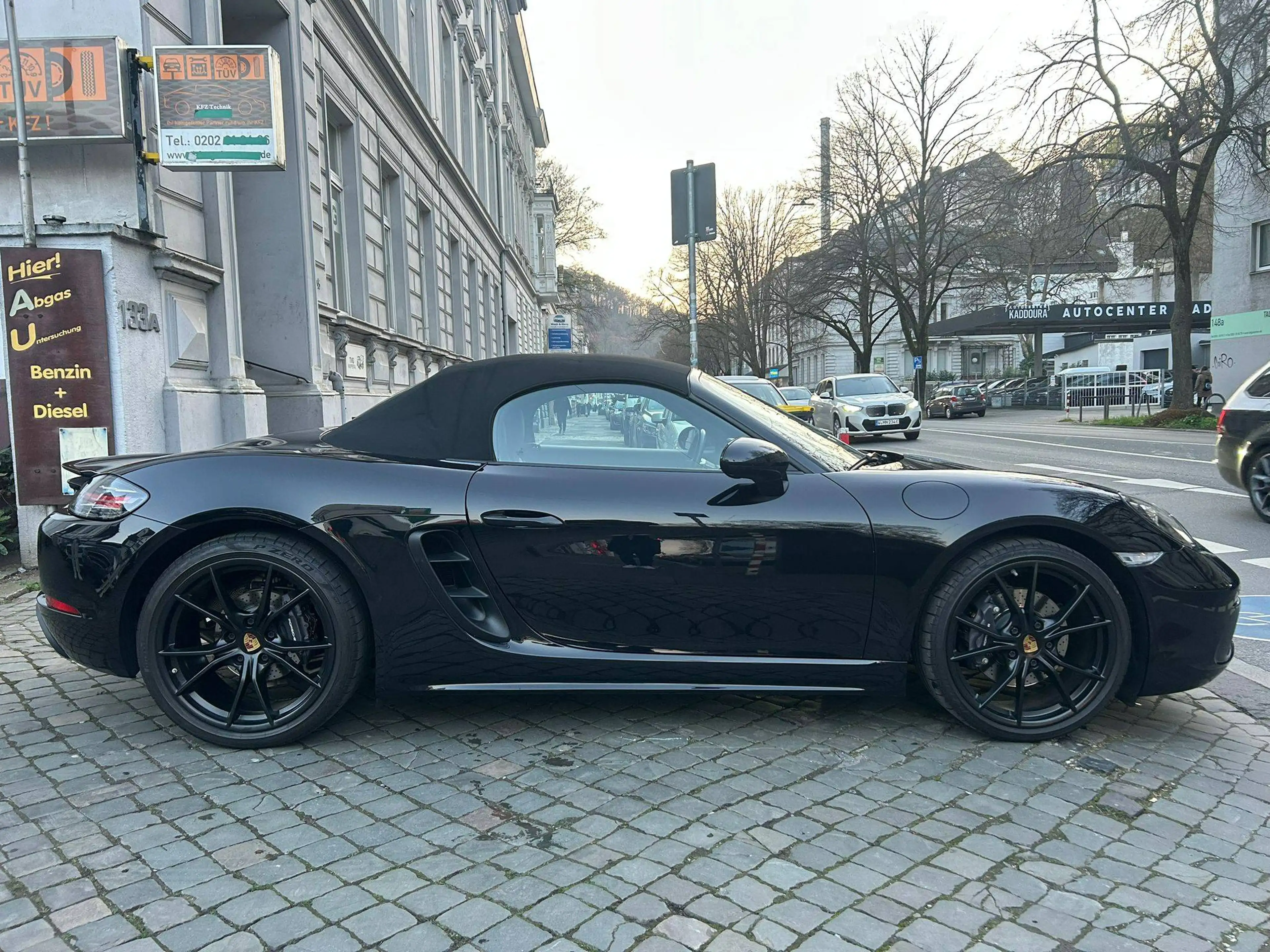 Porsche 718 Boxster PDK/Klappe/Navi/Kamera/20Zoll — photo 6