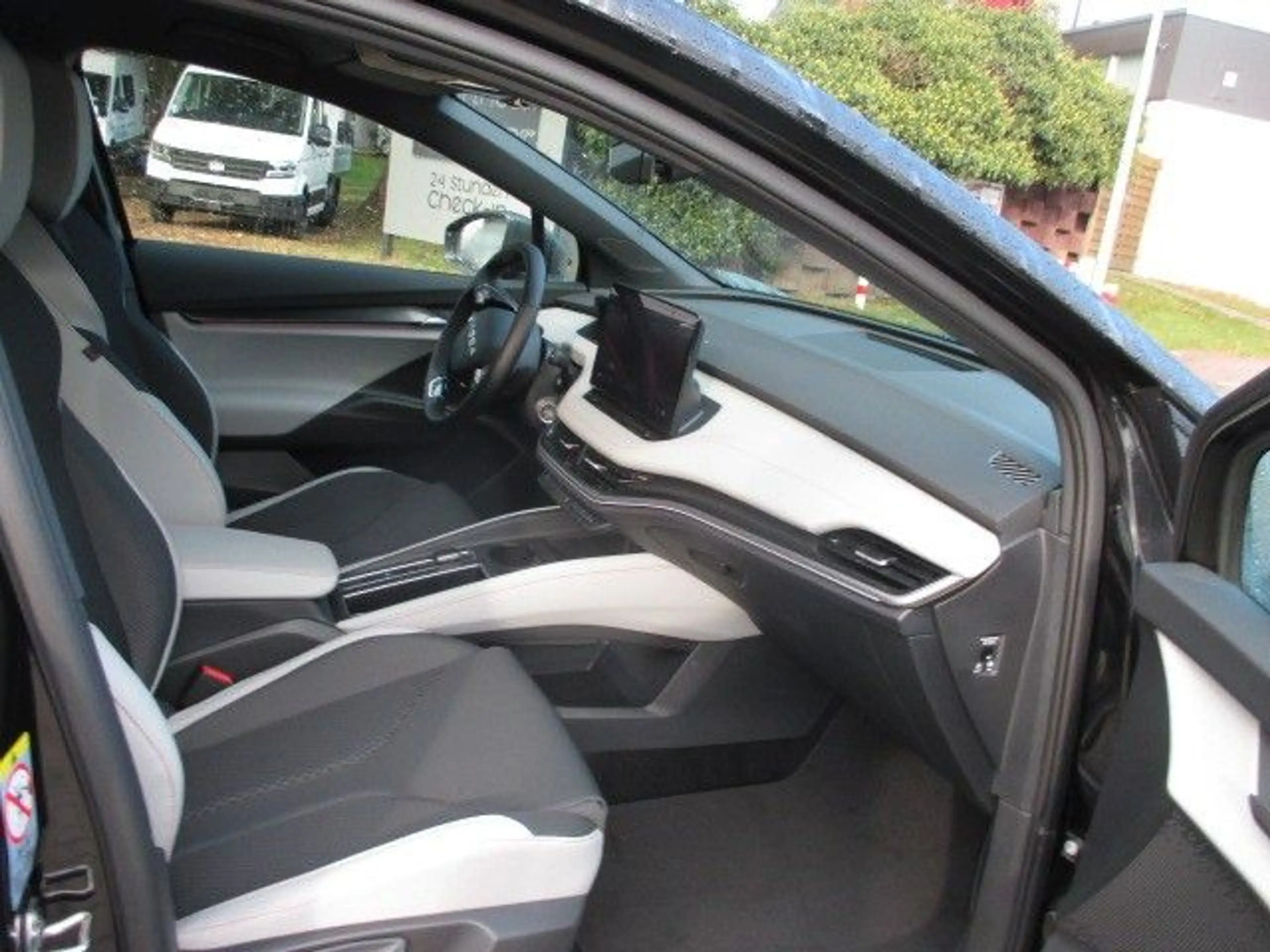 Skoda Elroq 60 Lodge  NAV+KAM — photo 7
