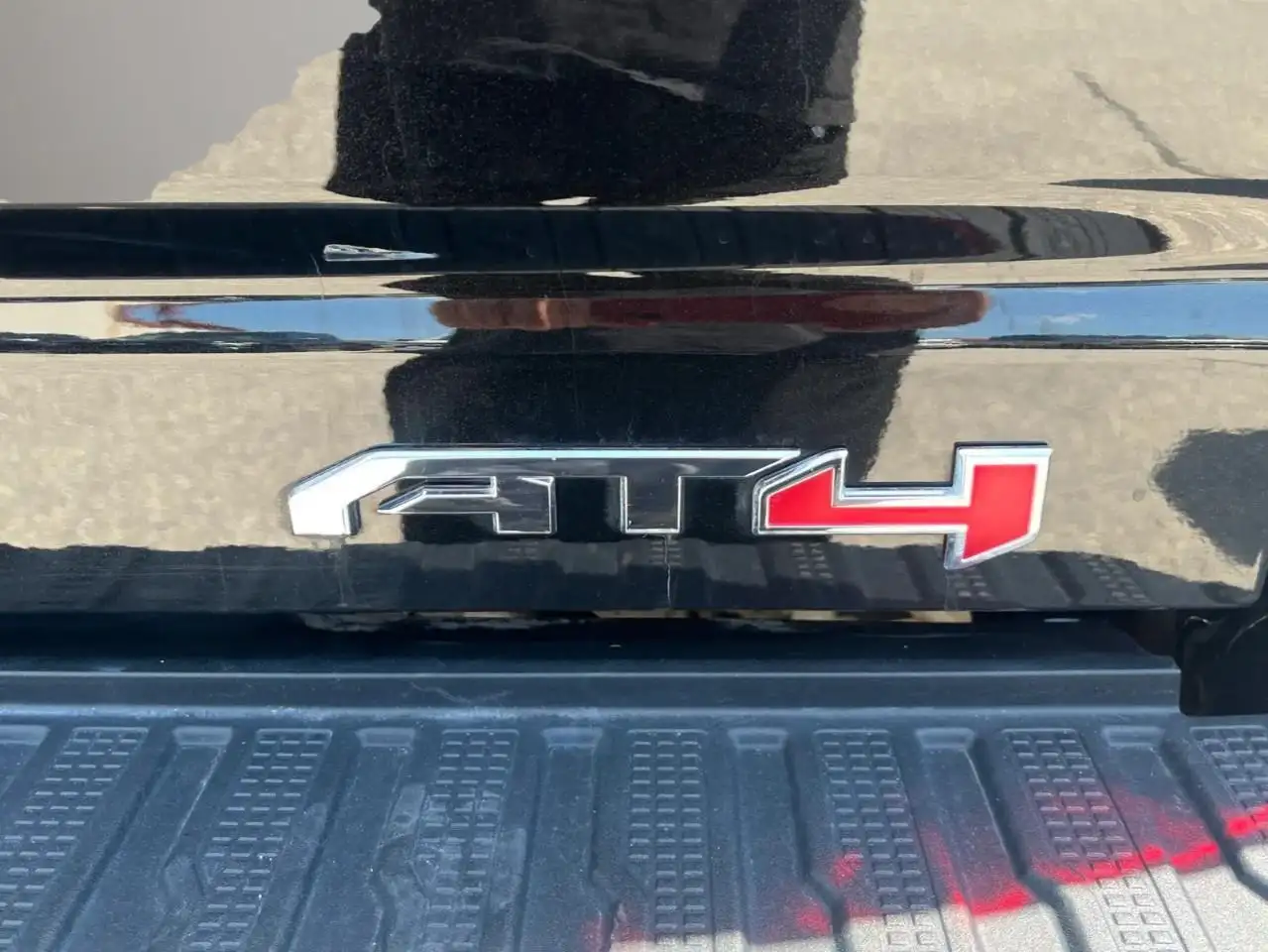 GMC Sierra 2500HD снимка GMC Sierra 2500HD
