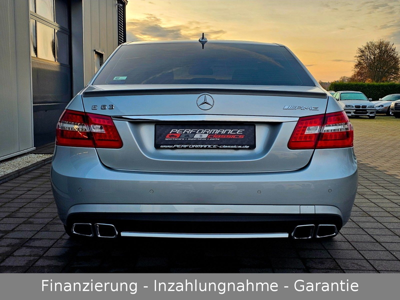 Mercedes-Benz E 63 AMG V8 Limousine im Topzustand aus 1. Hand! — photo 6