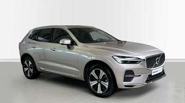II Core Bright T6 AWD Hybride | Pano dak | Camera