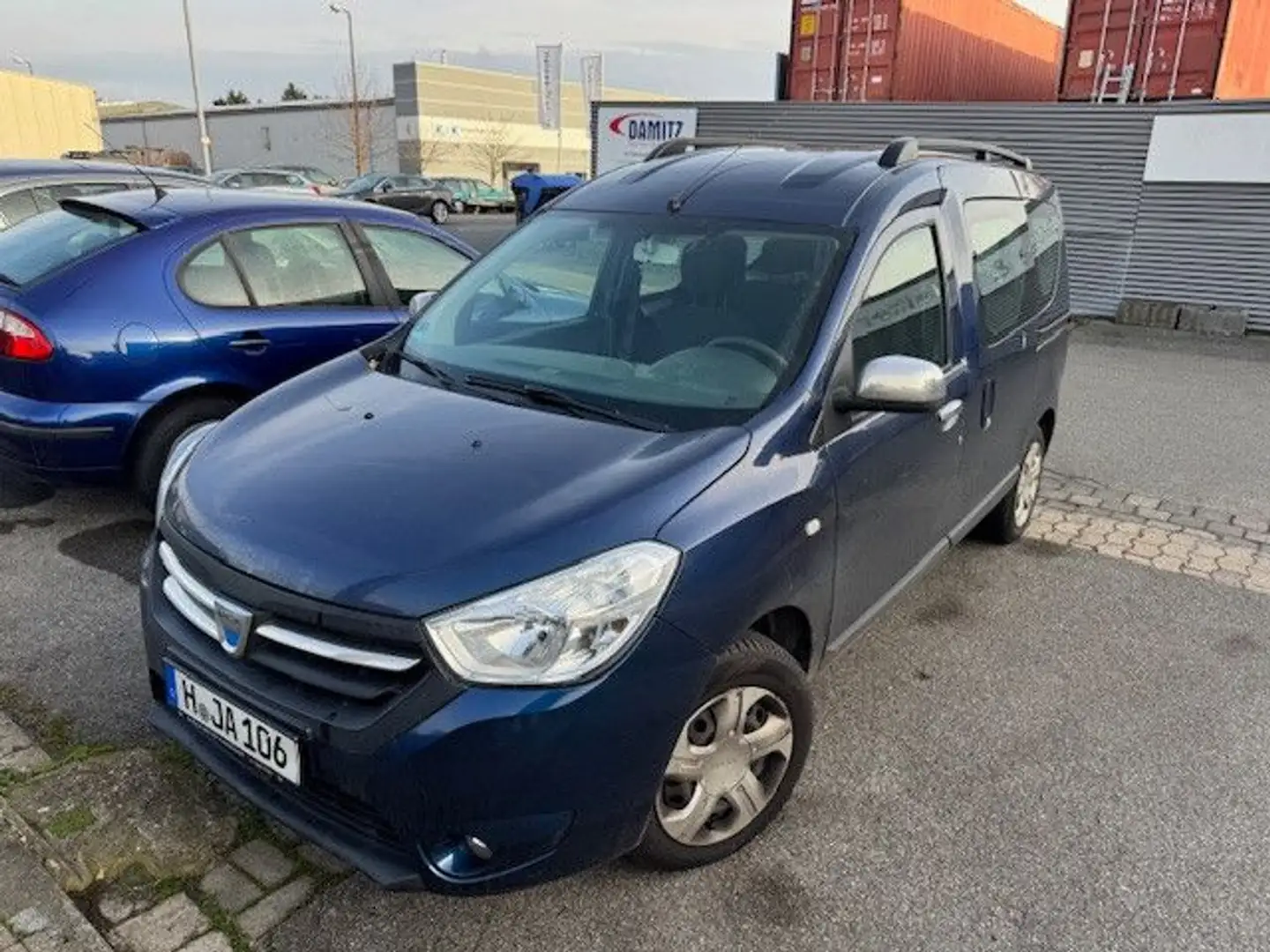 Dacia Dokker Laureate Blau - 1