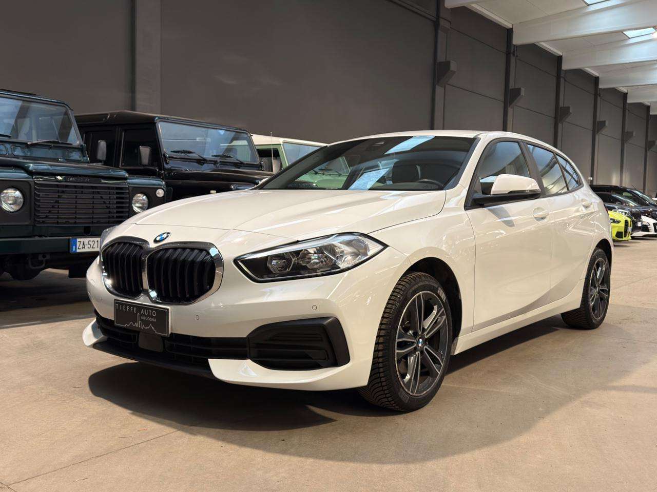 BMW 116 d 5p. Advantage