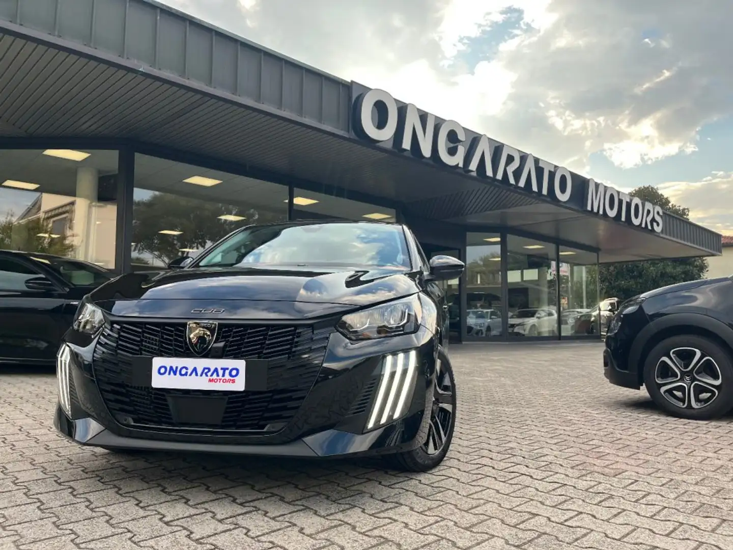 Peugeot 208 PureTech 100 S&S 5p Allure #Vari.Colori Nero - 2